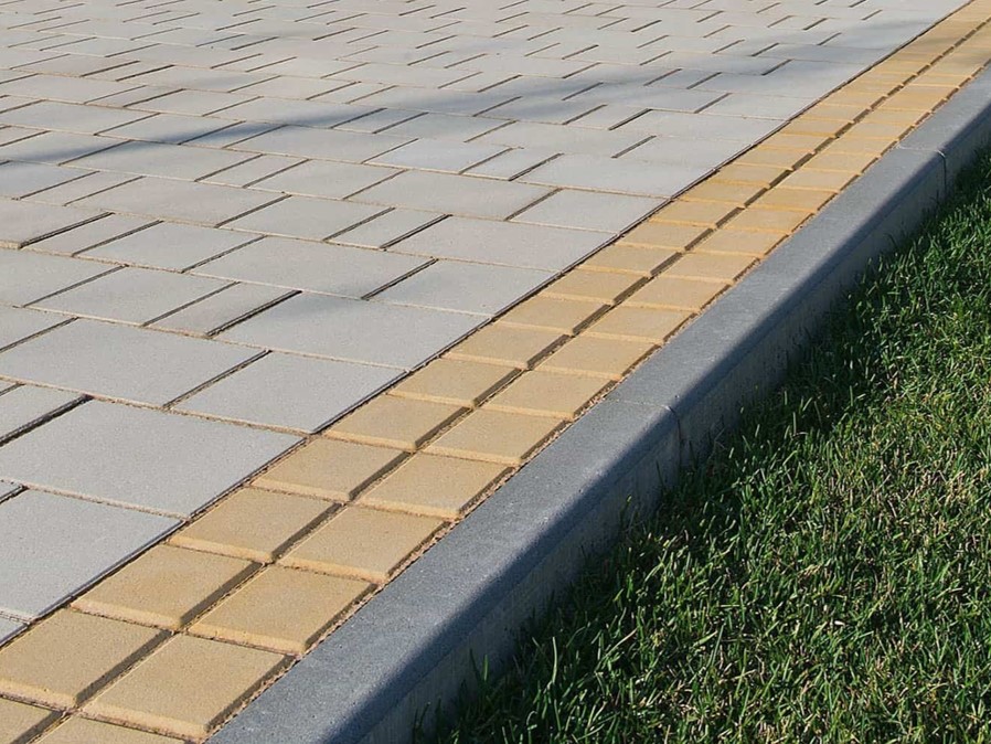 Продажа тротуарного бордюра в Парголово